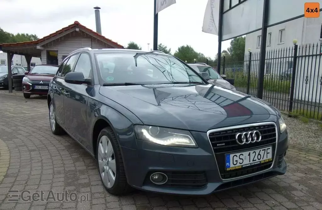 AUDI A4 