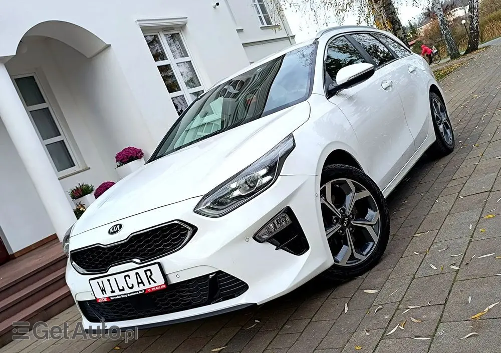 KIA Ceed SW 1.6 CRDi DCT Platinum Edition