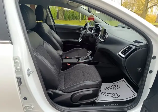 KIA Ceed SW 1.6 CRDi DCT Platinum Edition