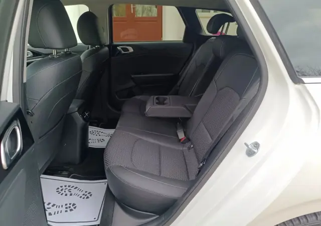 KIA Ceed SW 1.6 CRDi DCT Platinum Edition