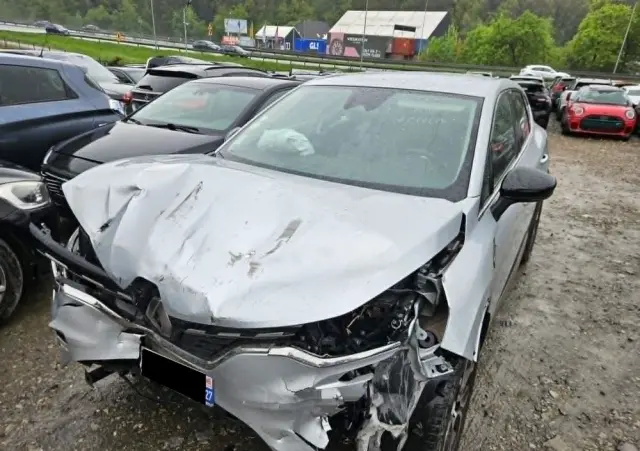 RENAULT Captur BLUE dCi 115 EDC BUSINESS EDITION