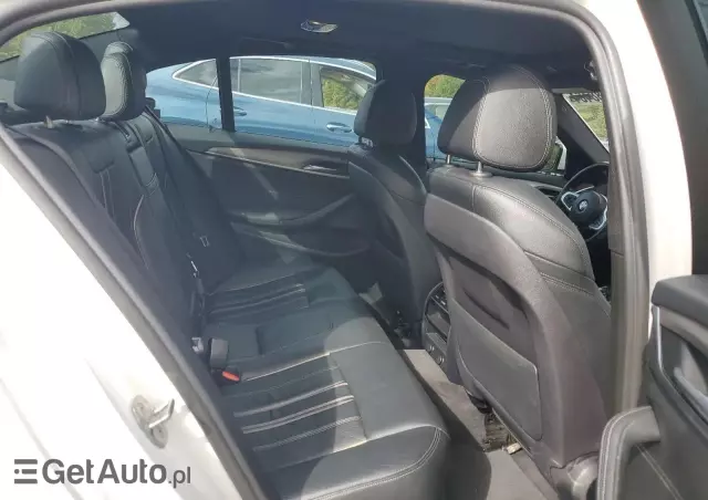 BMW Seria 5  540i xDrive M Sport sport