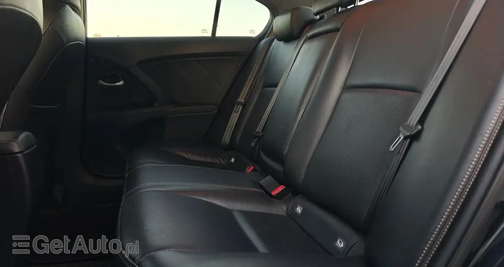 TOYOTA Avensis 2.0 D-4D Prestige