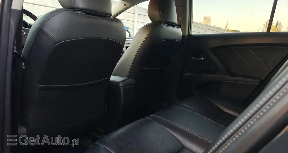 TOYOTA Avensis 2.0 D-4D Prestige