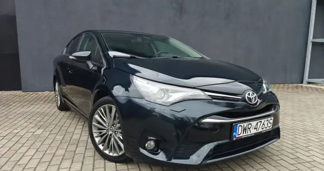 TOYOTA Avensis 2.0 D-4D Prestige