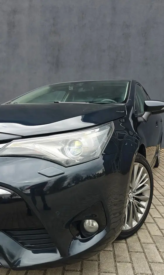 TOYOTA Avensis 2.0 D-4D Prestige