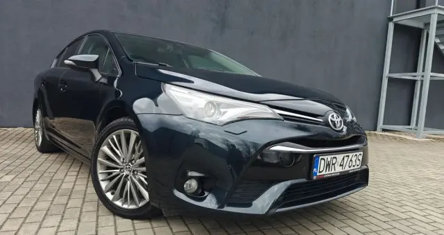 TOYOTA Avensis 2.0 D-4D Prestige