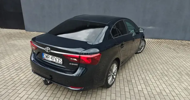 TOYOTA Avensis 2.0 D-4D Prestige