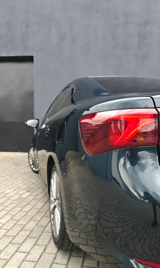 TOYOTA Avensis 2.0 D-4D Prestige