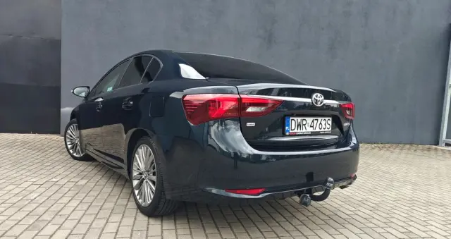 TOYOTA Avensis 2.0 D-4D Prestige
