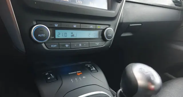 TOYOTA Avensis 2.0 D-4D Prestige