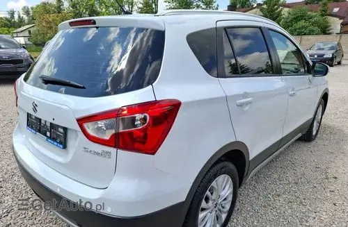 SUZUKI S-cross 