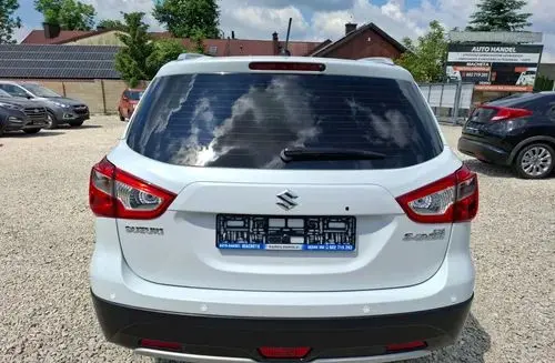 SUZUKI S-cross 