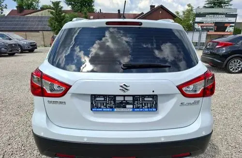 SUZUKI S-cross 