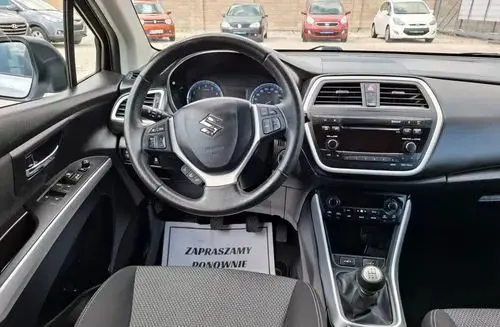 SUZUKI S-cross 