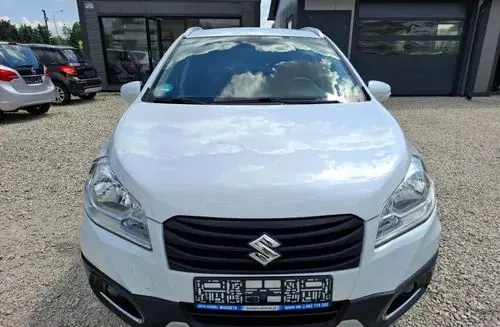 SUZUKI S-cross 