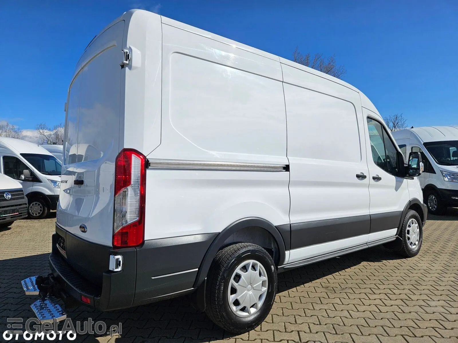 FORD Transit L2H2 Limited