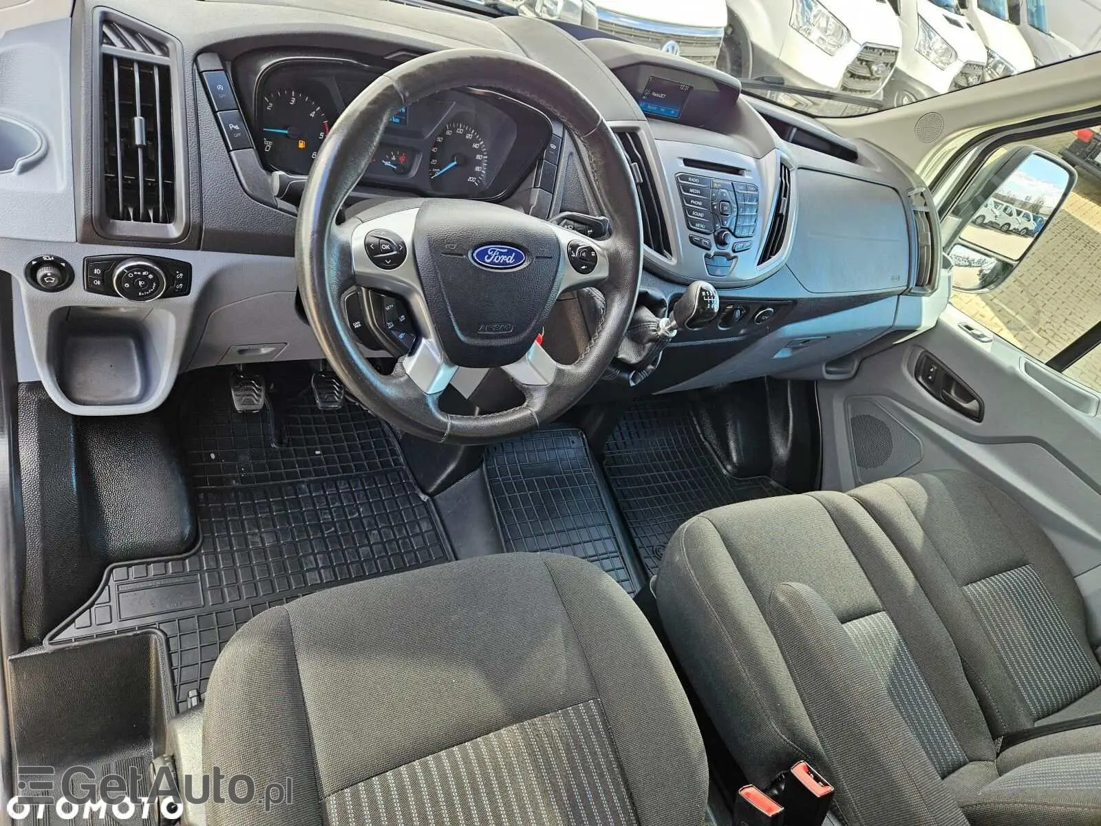 FORD Transit L2H2 Limited