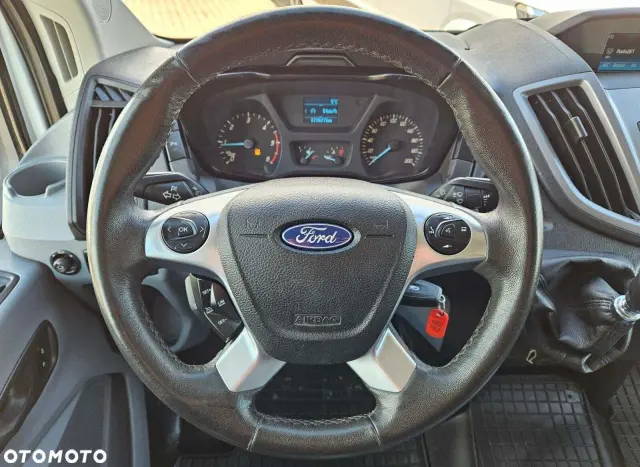 FORD Transit L2H2 Limited