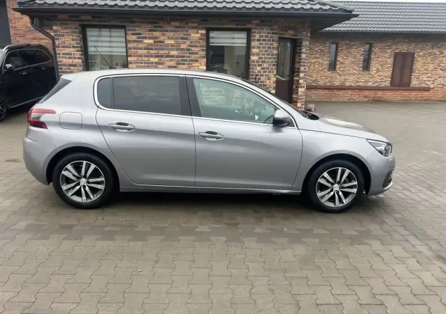 PEUGEOT 308 PureTech 110 Stop & Start Active