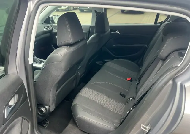 PEUGEOT 308 PureTech 110 Stop & Start Active