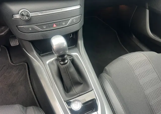 PEUGEOT 308 PureTech 110 Stop & Start Active