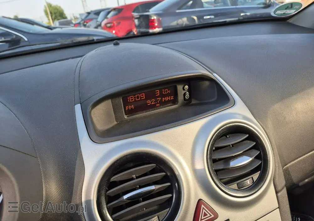 OPEL Corsa 1.4 16V 150 Jahre