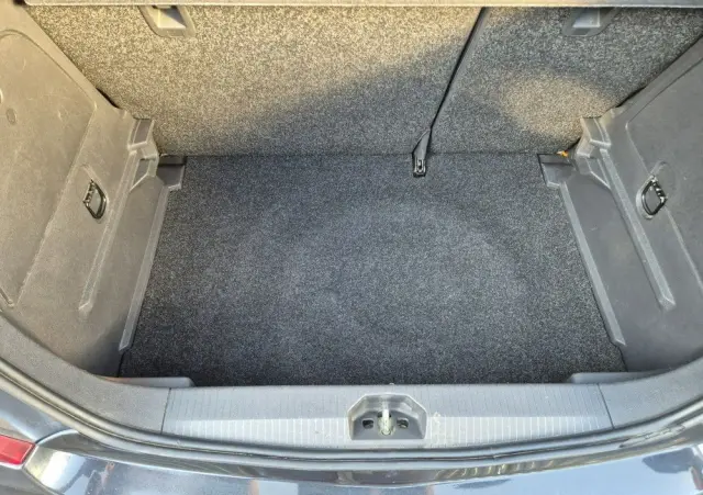 OPEL Corsa 1.4 16V 150 Jahre