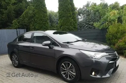 TOYOTA Avensis 