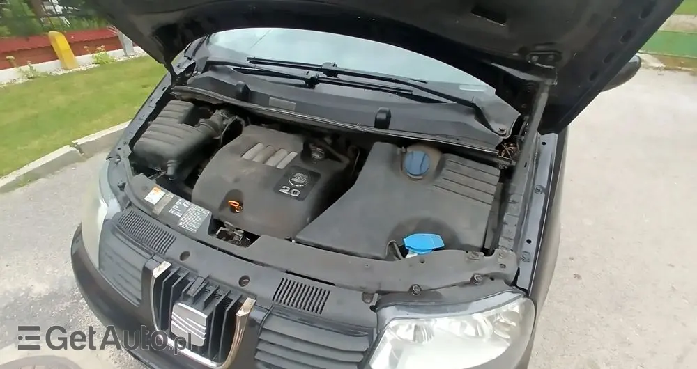 SEAT Alhambra 2.0 Reference