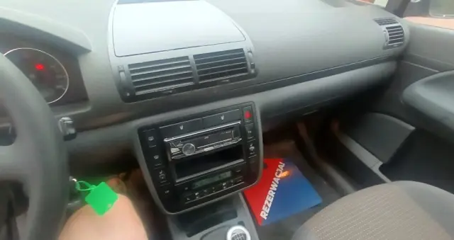 SEAT Alhambra 2.0 Reference