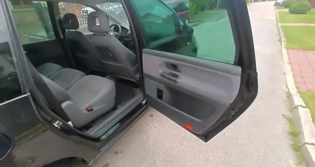 SEAT Alhambra 2.0 Reference