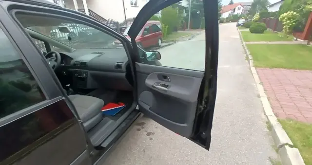 SEAT Alhambra 2.0 Reference