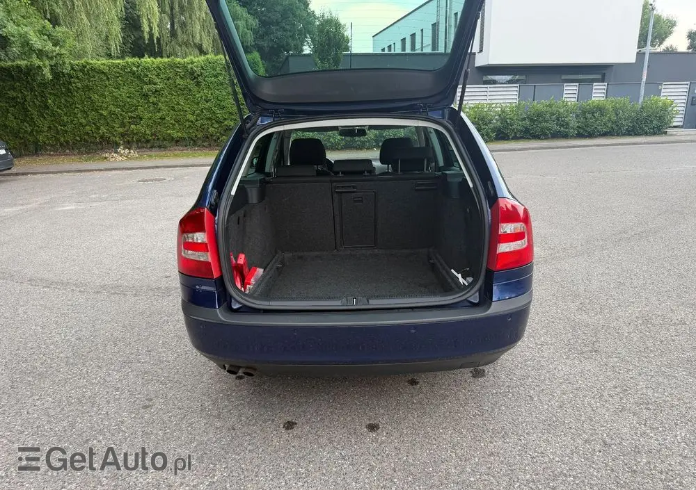 SKODA Octavia 1.8 T FSI Elegance