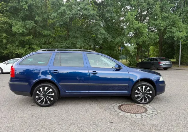 SKODA Octavia 1.8 T FSI Elegance
