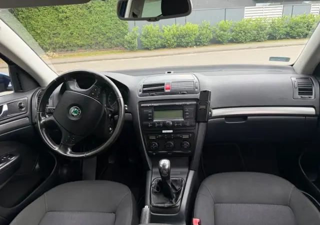 SKODA Octavia 1.8 T FSI Elegance