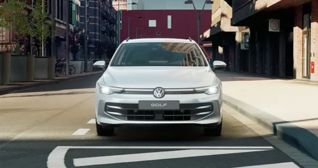 VOLKSWAGEN Golf Variant 