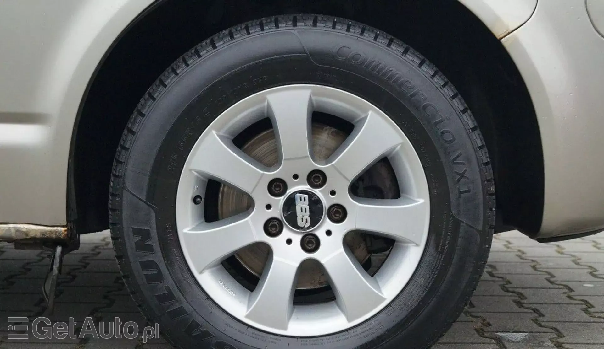 VOLKSWAGEN Caravelle 