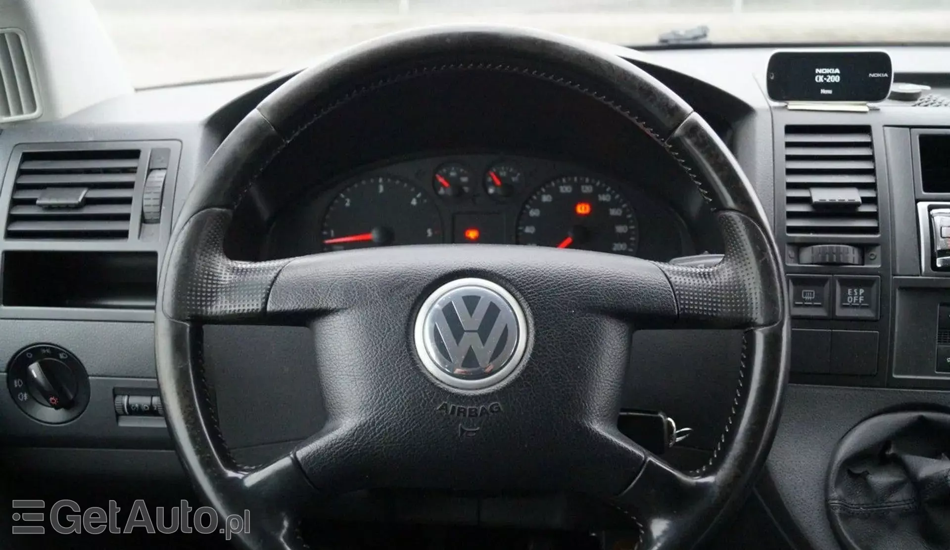 VOLKSWAGEN Caravelle 