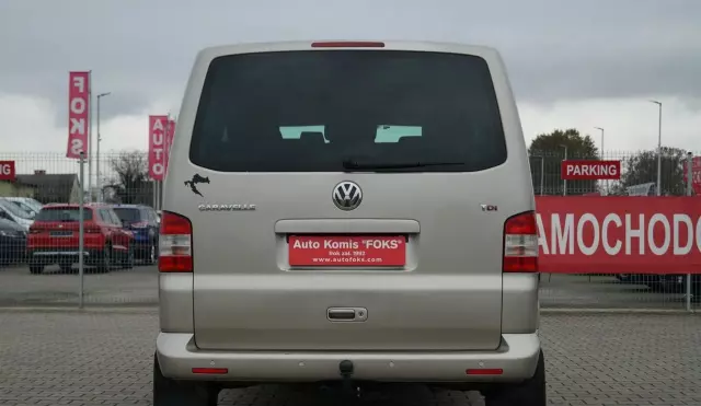 VOLKSWAGEN Caravelle 