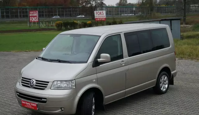 VOLKSWAGEN Caravelle 