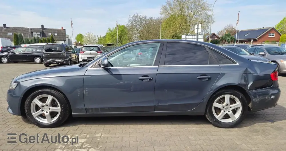 AUDI A4 Limousine 