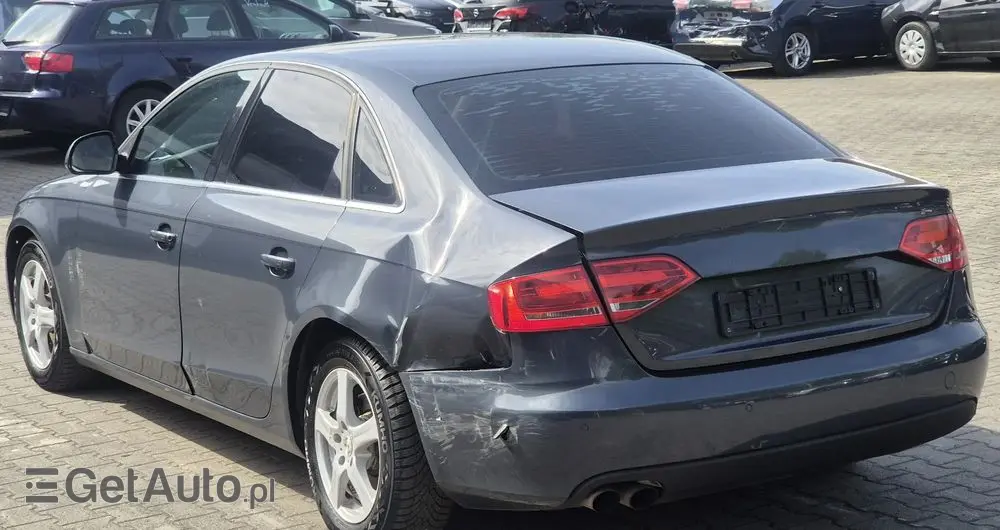 AUDI A4 Limousine 