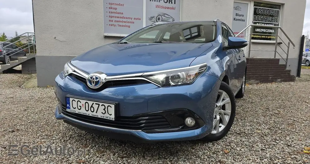 TOYOTA Auris Hybrid 135 Comfort