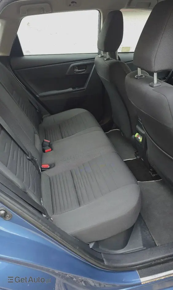 TOYOTA Auris Hybrid 135 Comfort