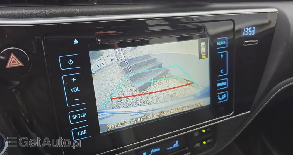 TOYOTA Auris Hybrid 135 Comfort