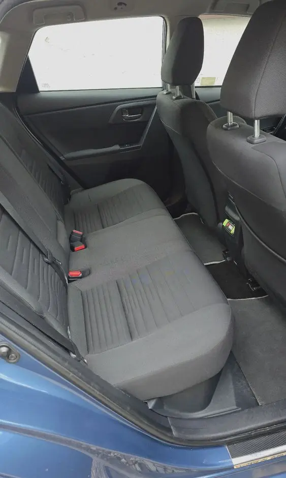 TOYOTA Auris Hybrid 135 Comfort