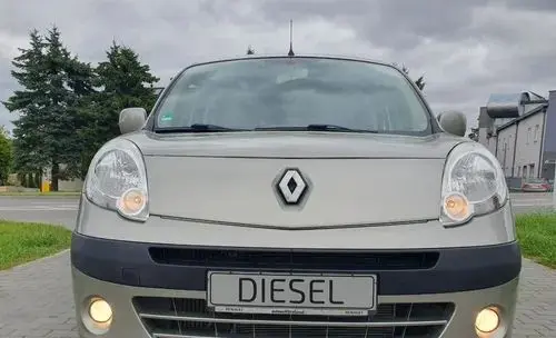 RENAULT Kangoo 