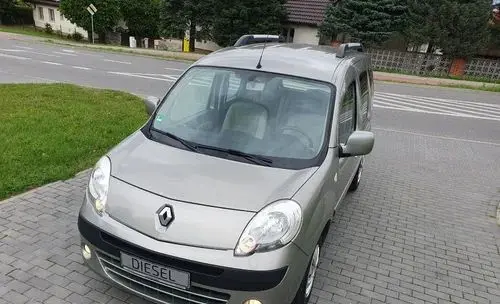 RENAULT Kangoo 