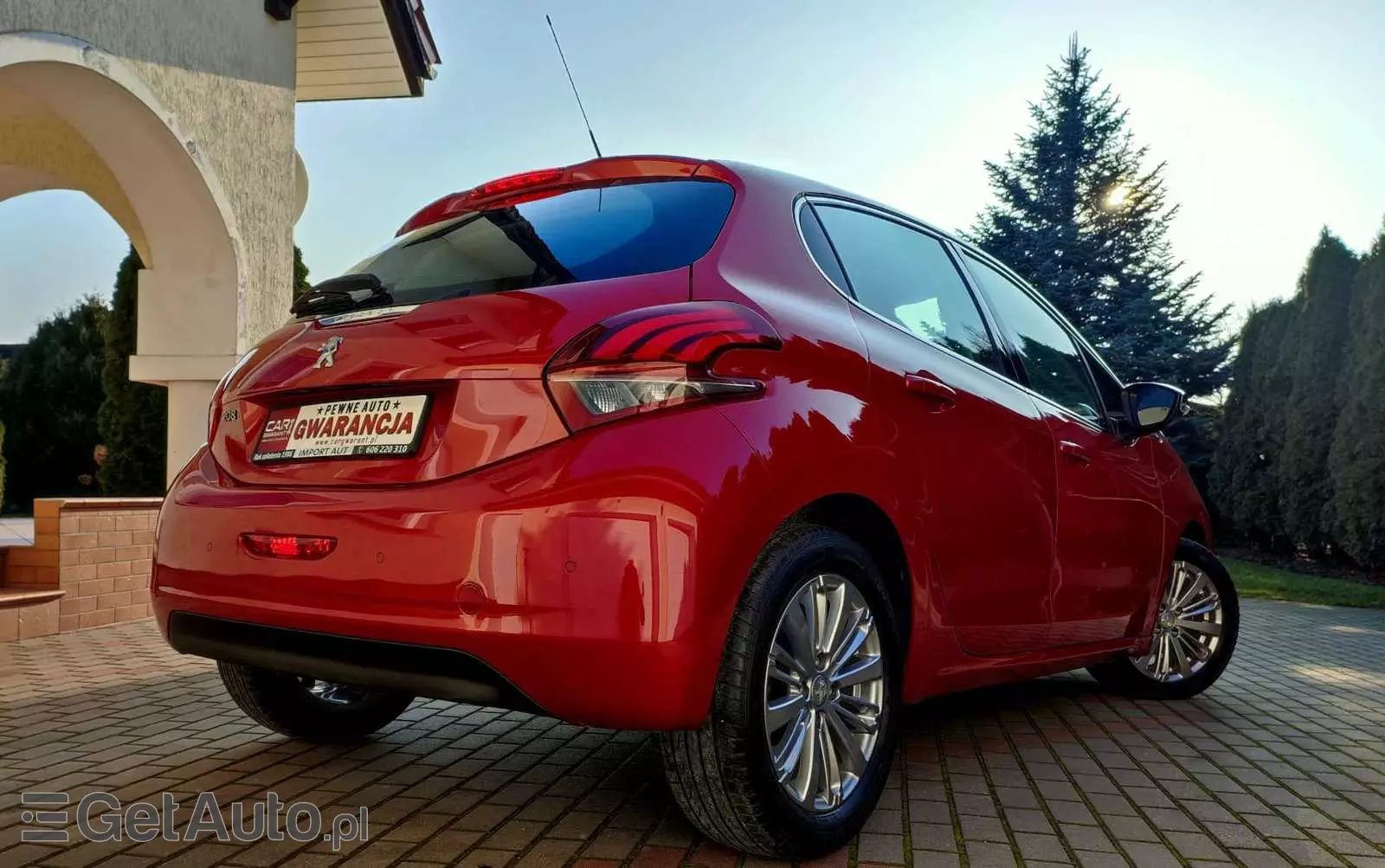 PEUGEOT 208 1.2 PureTech Allure S&S